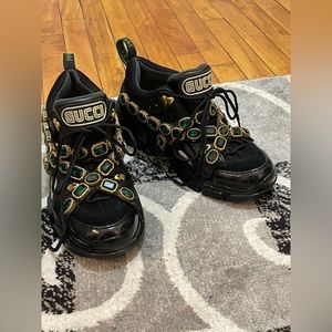 Gucci flashtrek sneakers